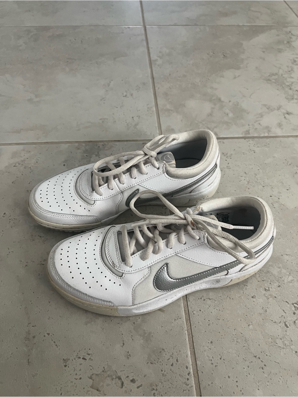 NikeCourt Women's Zoom Lite 3 Tennis Shoes